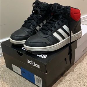 USED Adidas Hoops Mid 2.0